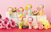 Sonny Angel Flower Gift - Happy Sweet Surprise