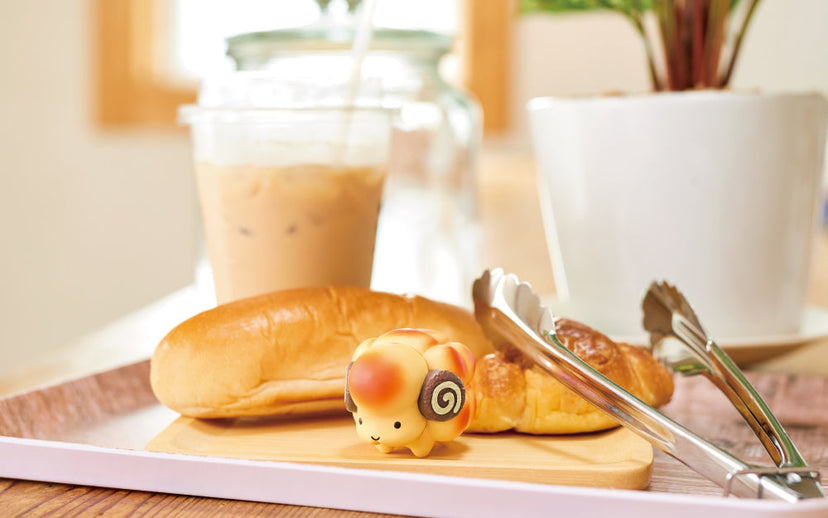 Animal Bakery Minifigure - Desk Collector Display